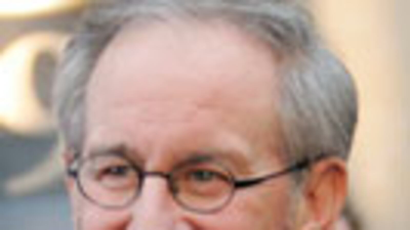 articles/2008/10/15/how-much-paramount-lost-in-its-deal-with-spielberg/tapp-spielberg_496_prkvvc