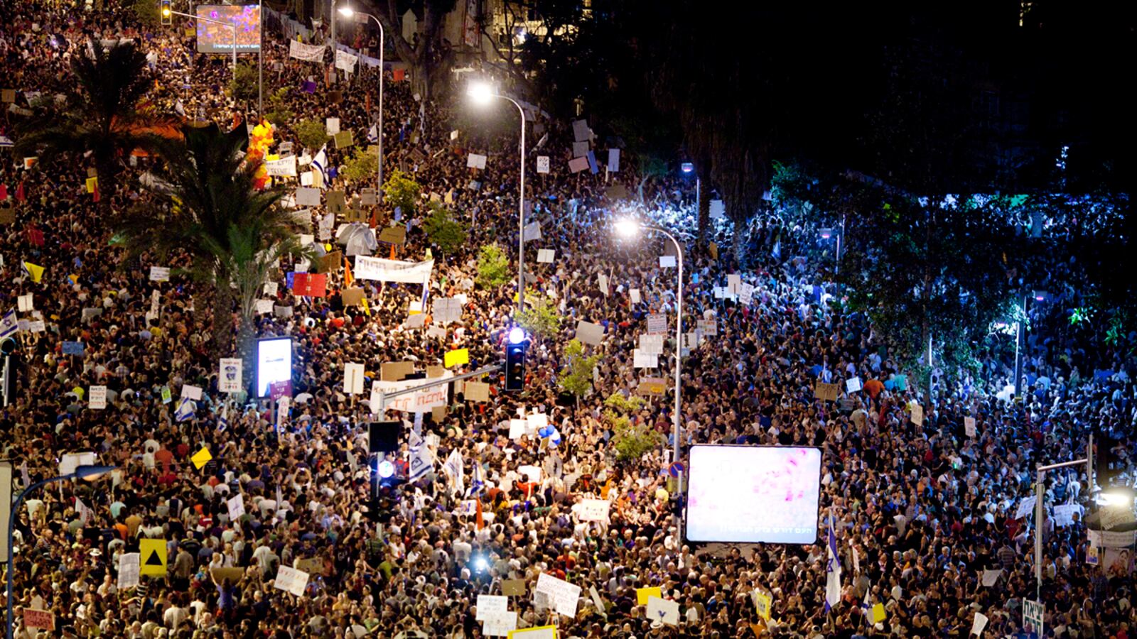 articles/2013/04/04/beneath-the-surface-of-israeli-content/israel-housing-protests-cheat_klz1ls