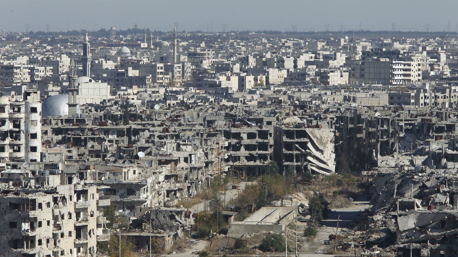 cheats/2015/12/09/syrian-rebels-evacuate-homs-under-truce/151209-rebels-leave-homs-truce-cheat_zjqtmm