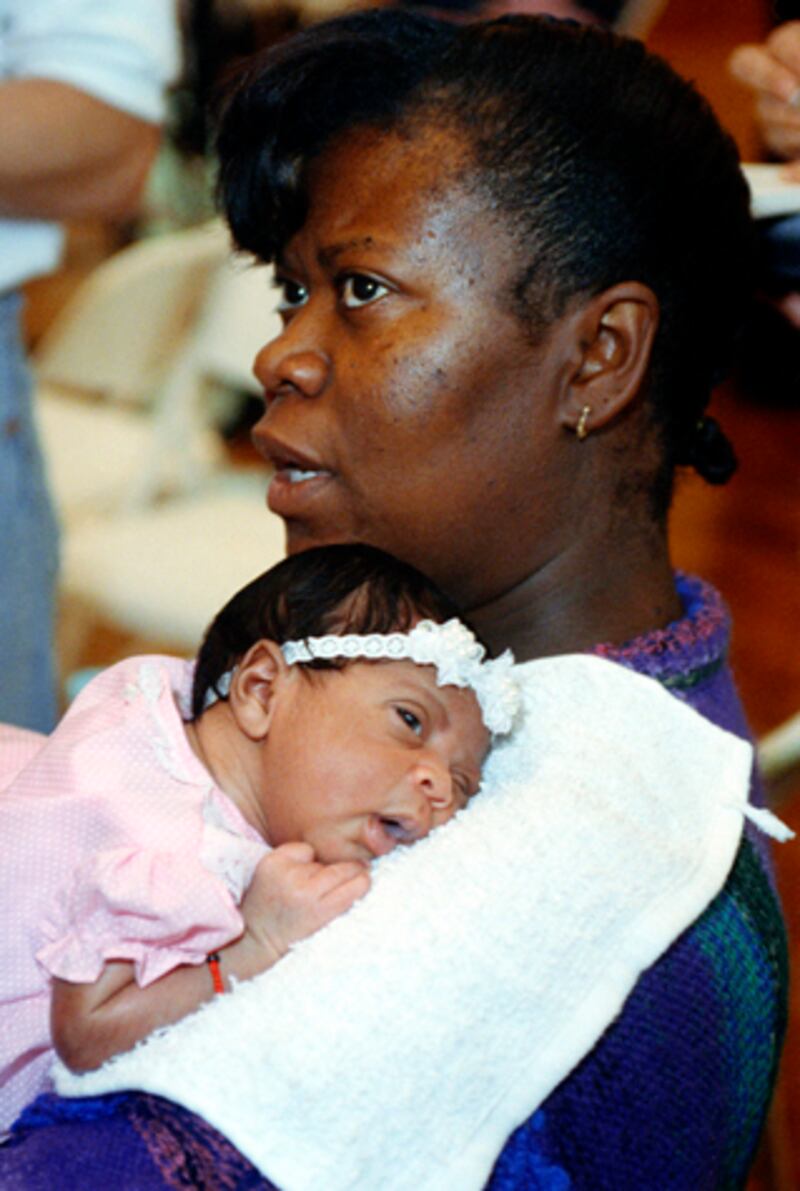 galleries/2012/04/13/baby-in-the-morgue-luz-milagros-and-more-miracle-babie-photos/miracle-babies-evers-jones_nkipls