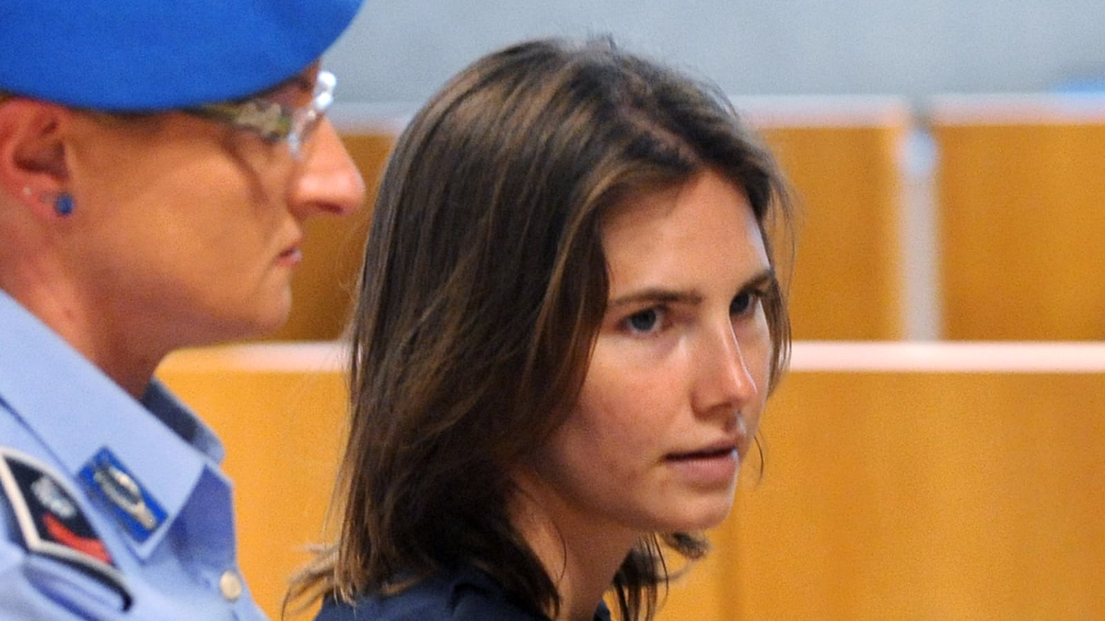 articles/2011/06/18/amanda-knox-appeal-can-prison-gossip-free-her/amanda-knox-murder-trial-nadeau_br1q75