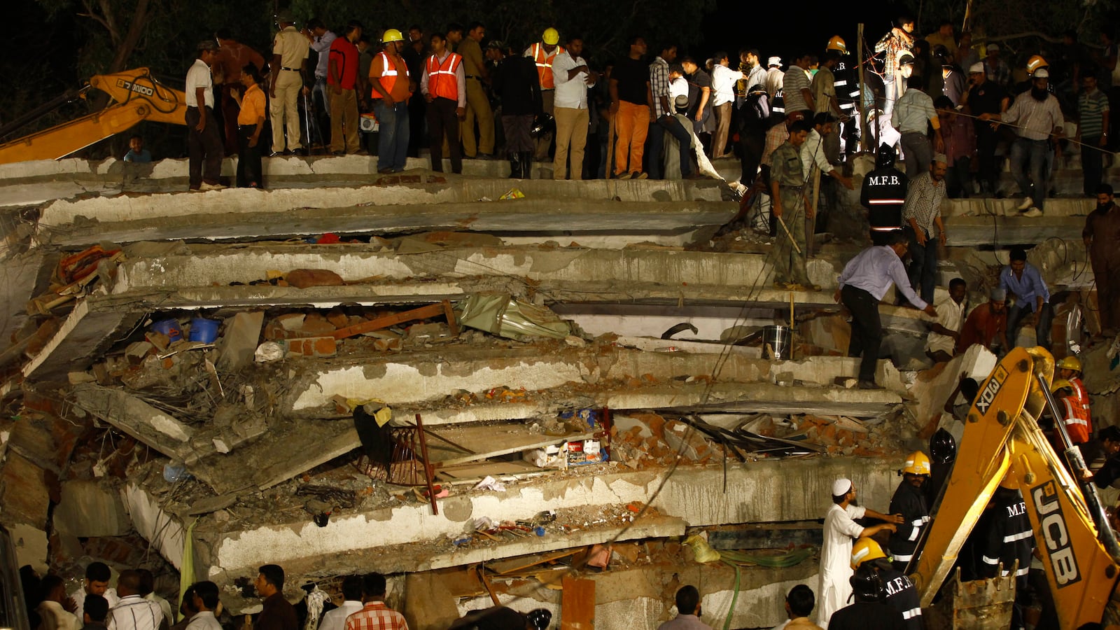 cheats/2013/04/05/dozens-killed-in-mumbai-building-collapse/130405-mumbai-building-collapse-cheat_fordep
