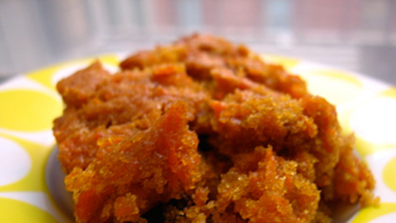 articles/2011/03/15/carrot-cake-without-eggs-recipe/chang-carrot-cake_166800_ktdpws