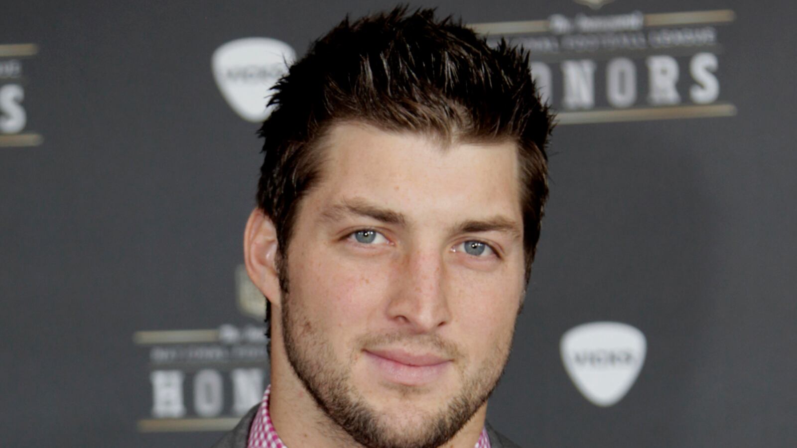 cheats/2012/03/21/tebow-goes-to-new-york-jets/tim-tebow-jets-cs_djzyxi