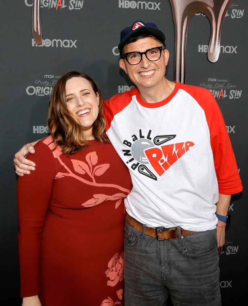 220815-pretty-little-liars-embed-1_sposk2