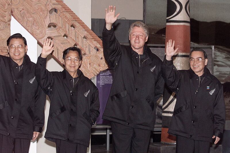 galleries/2011/11/15/apec-silly-shirts-through-the-years-photos/apec-silly-shirts-1999_d6mid2