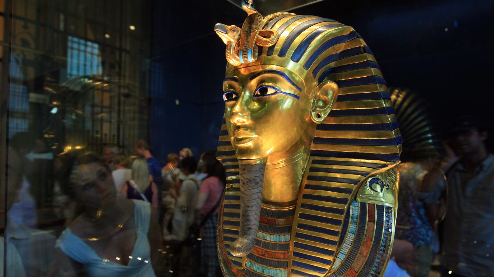 videos/2016/03/17/king-tut-s-mom-may-be-buried-with-him/160317-Place-King-Tut_nzpwbk