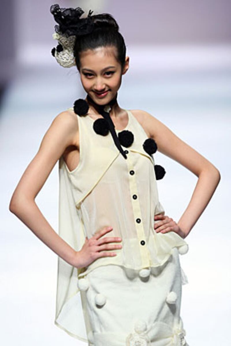 galleries/2009/03/26/china-fashion-week/china-fashion-13_maexy1