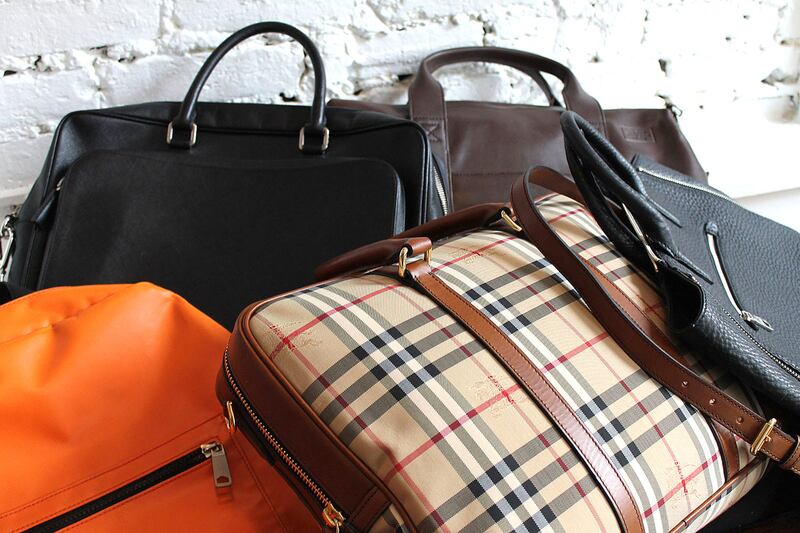 galleries/2014/02/04/tom-lorenzo-s-12-fashion-week-essentials/140203-nyfw-essentials-bag_mnicwg