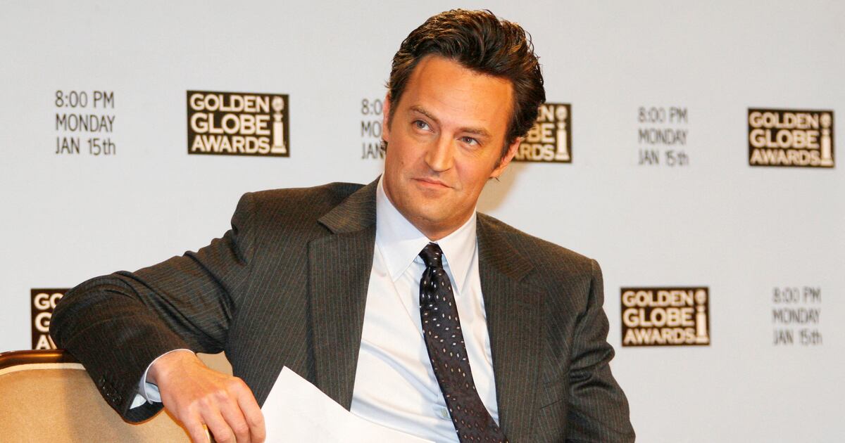 ‘Friends’ Co-Creators, Hollywood Stars Pay Tribute to Matthew Perry