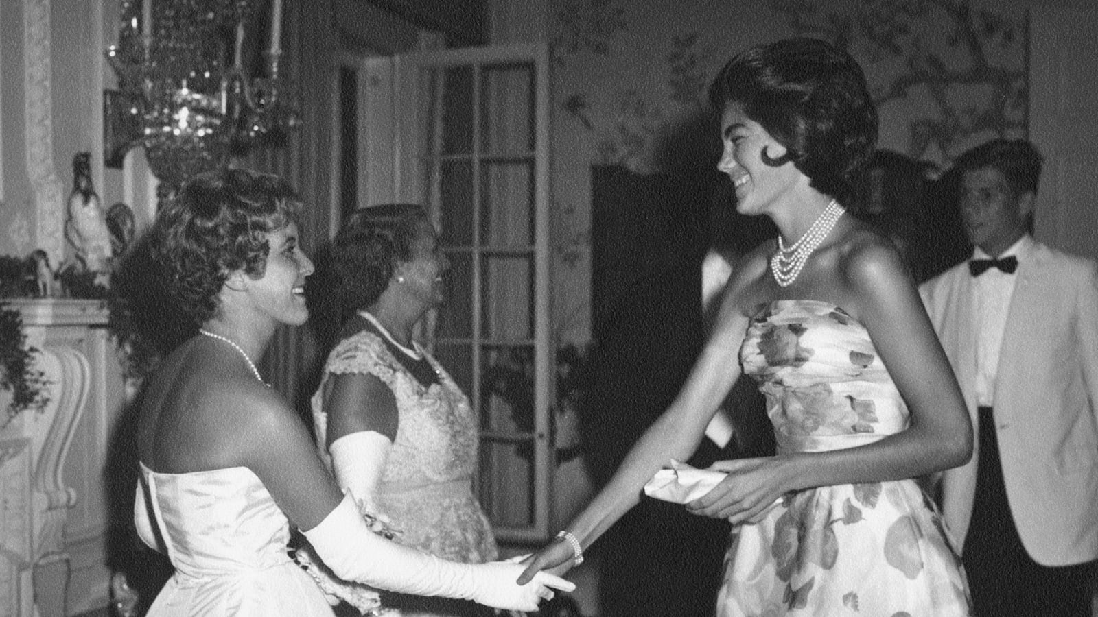 galleries/2013/10/08/debutantes-a-celebration-of-fashion-and-beauty-photos/book-debutante-tease_qhihga