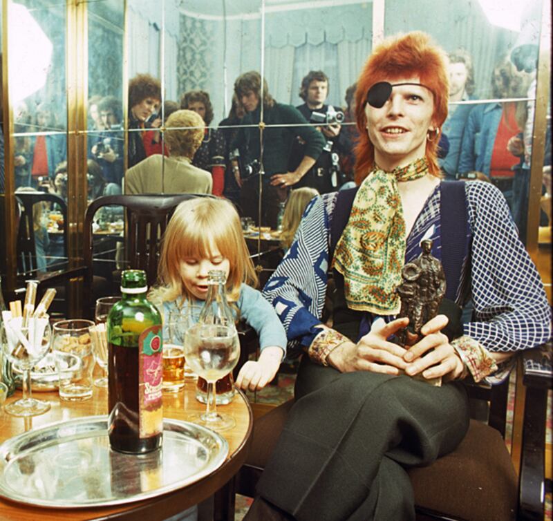 galleries/2012/01/13/jay-z-s-glory-and-other-songs-inspired-by-babies-photos/songs-for-babies-bowie_k4f2q3