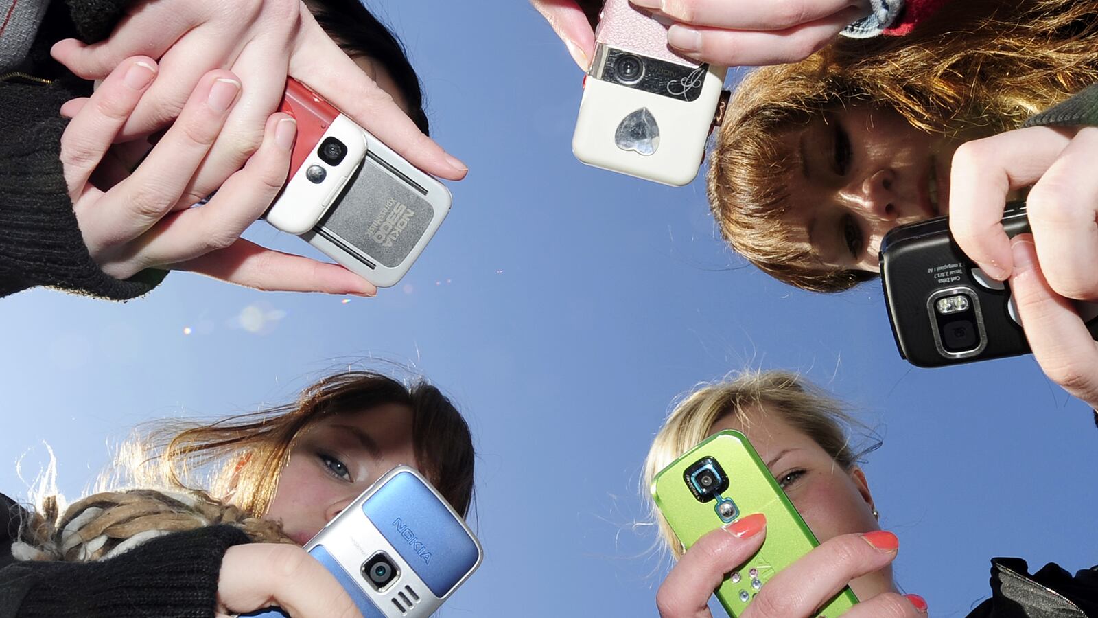 cheats/2015/07/22/less-than-half-of-teens-sexually-active/150722-teen-sex-cheat_e72ycl