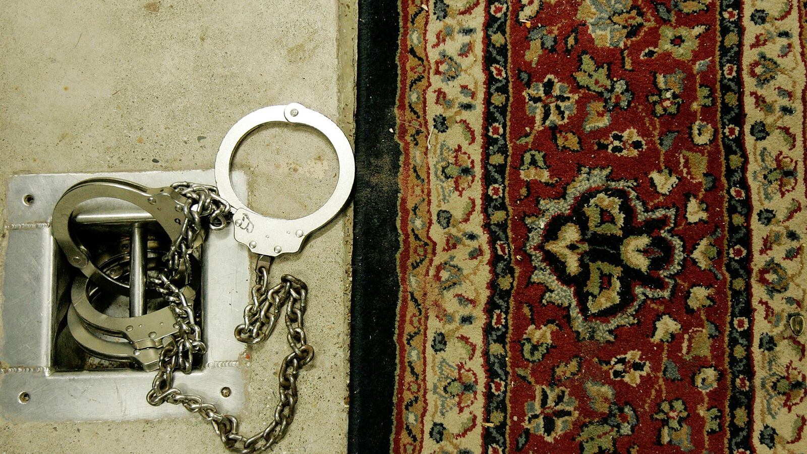 cheats/2014/12/10/cia-considered-u-s-standards-for-jails/141209-mak-cia-dungeon-tease_aaz9fu