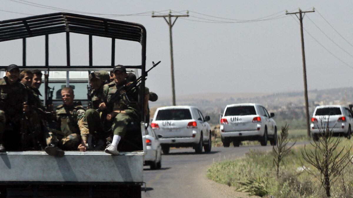 cheats/2012/05/09/blast-near-un-convoy-in-syria/syria-bombing-near-un-convoy-cheat_dhjfgy