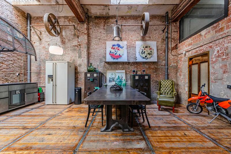 220306-omg-barcelona-02_g2jzzc