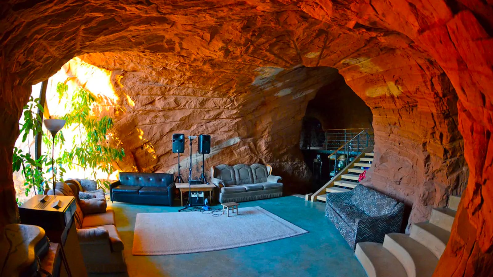 220314-omg-bedrock-01_wwfhyb