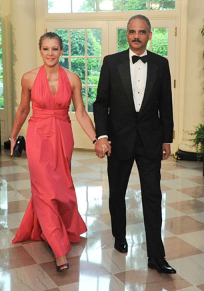 galleries/2010/05/19/obama-calderon-state-dinner/state-dinner---holder_wc0j2x