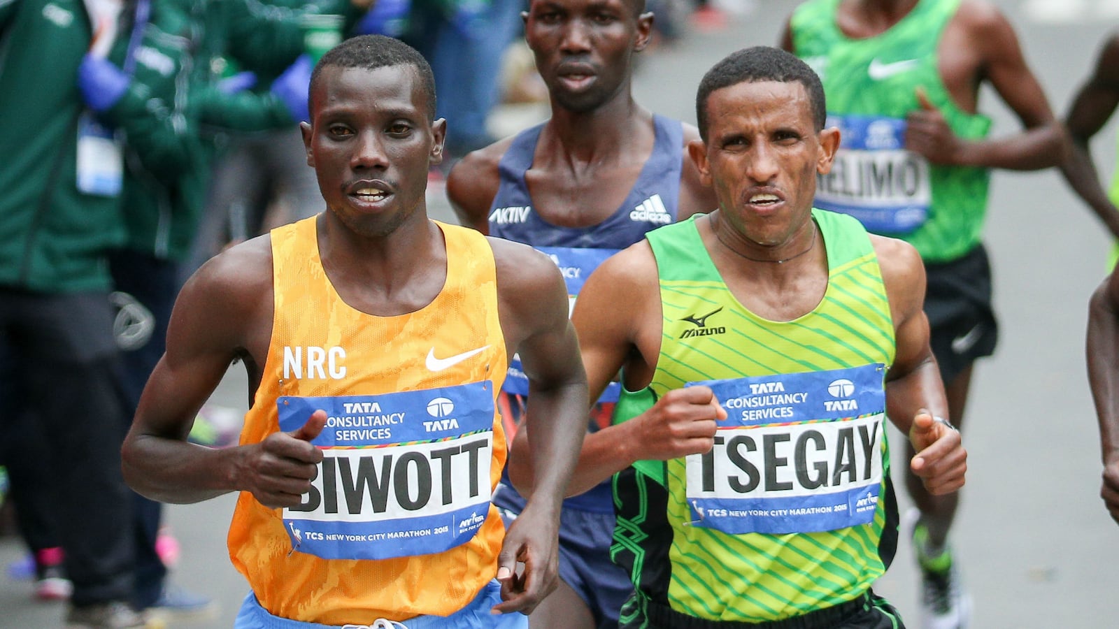 cheats/2015/11/01/kenyans-sweep-nyc-marathon/151101-nyc-marathon-cheat_da6ggq