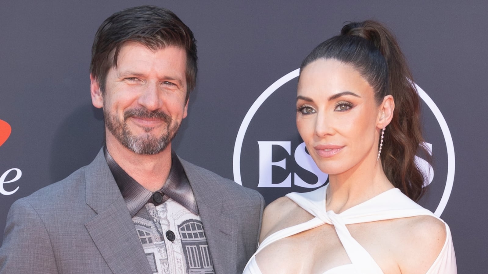 Image of Whitney Cummings and Chris Cole.