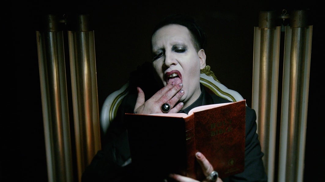 articles/2016/11/08/marilyn-manson-s-shocking-trump-video/161107-stern-marilyn-manson-embed_bke4vd