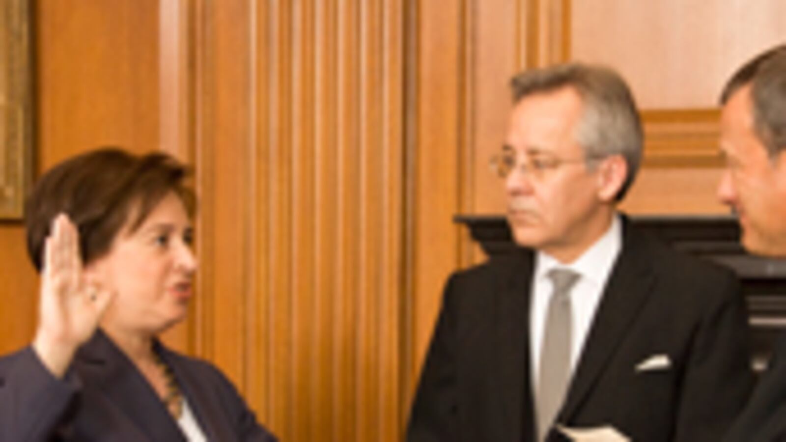 articles/2010/10/05/elena-kagan-advice-to-a-new-justice/stern-wermiel-kagan_131389_nytzby