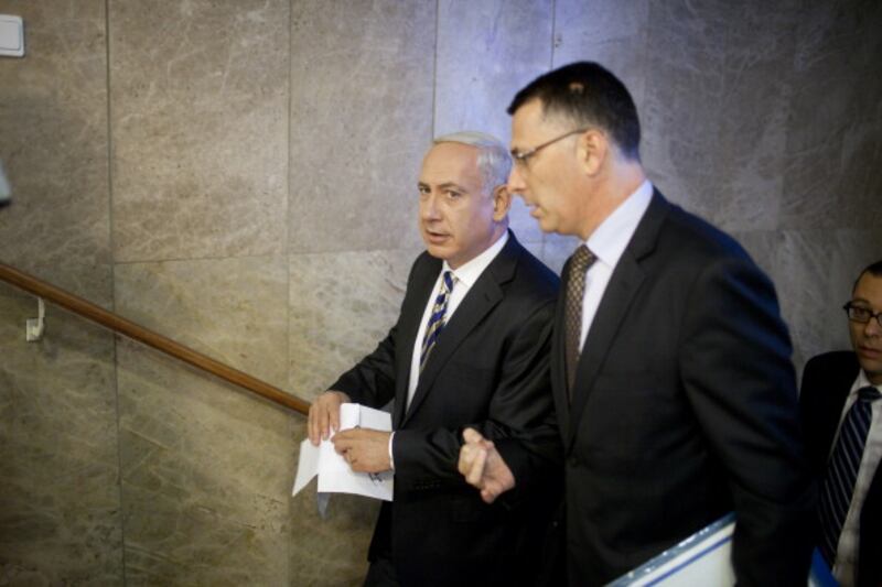 articles/2012/10/08/israeli-academia-crossing-the-line/saar-netanyahu-openz_qlk8xd