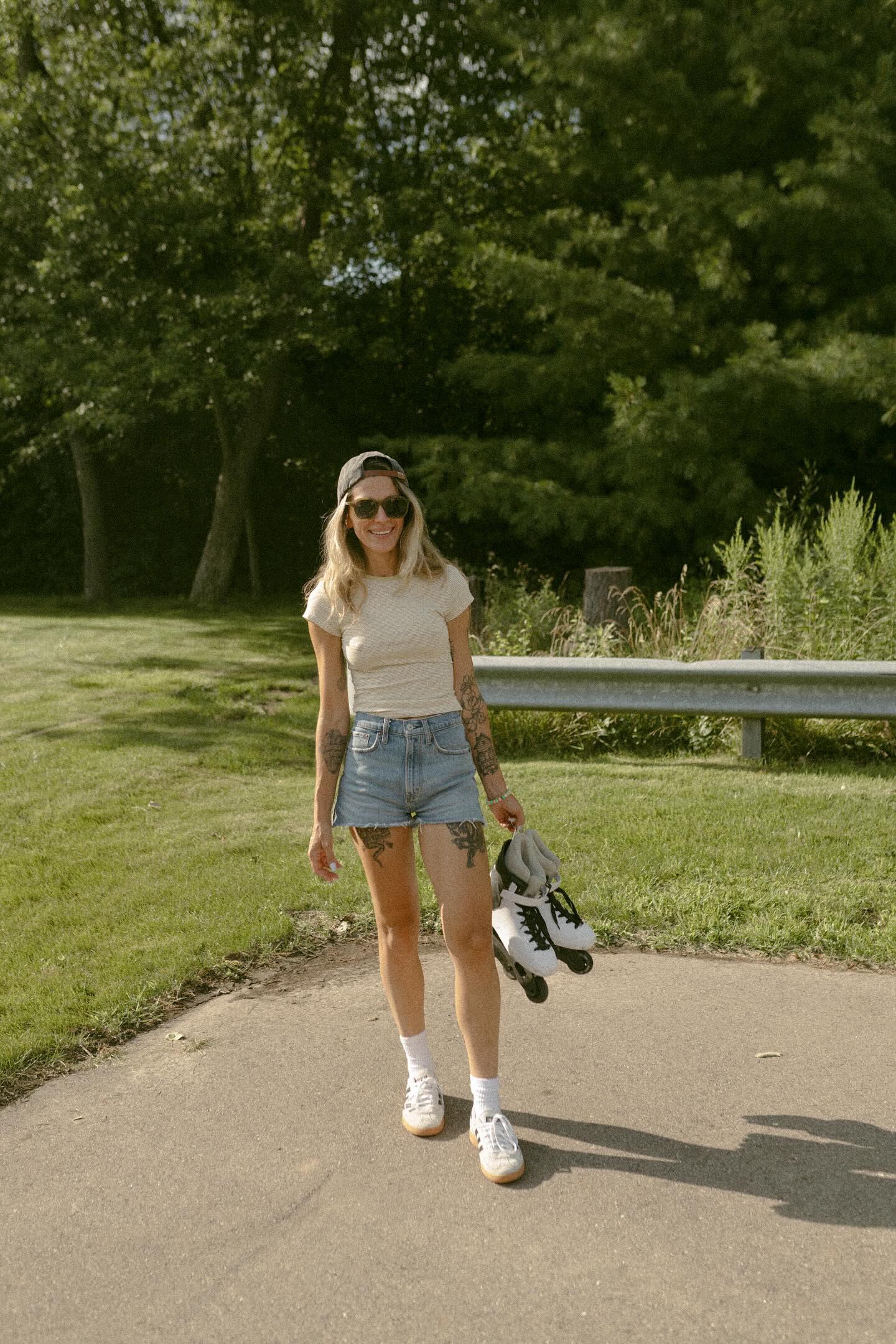 Writer Scarlett Longstreet