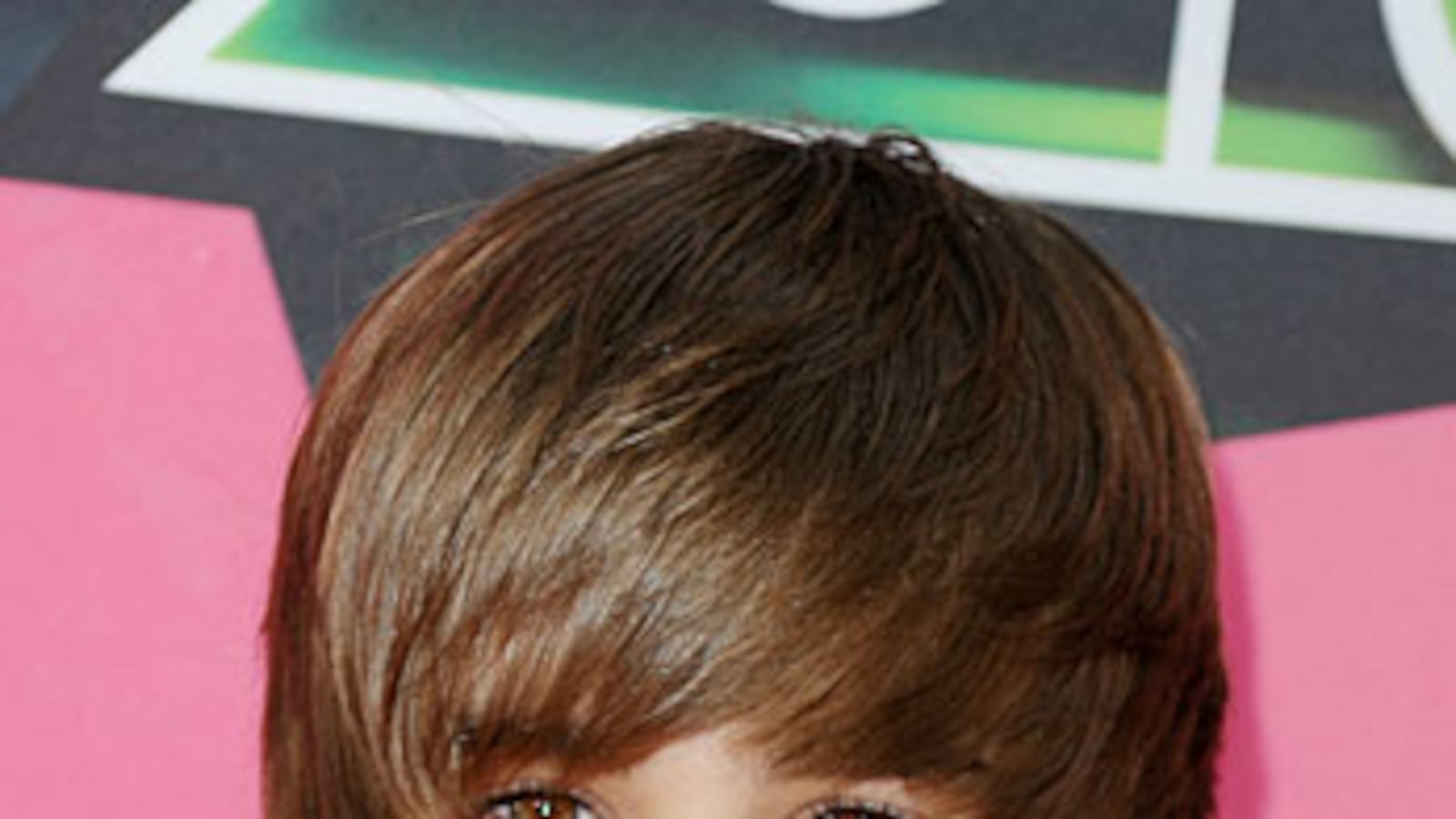 cheats/2010/08/02/justin-beiber-to-play-self-in-biopic/justin-bieber_pafwrg