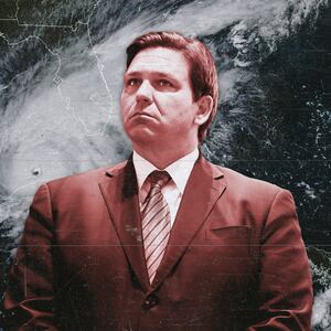 220927-desantis-hurricane-tease_tw0cfd