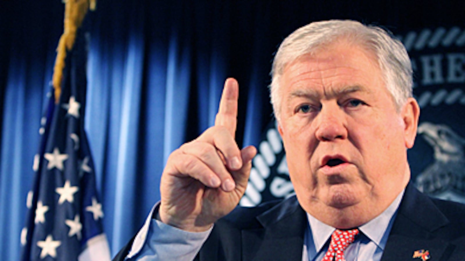 articles/2010/12/01/haley-barbours-media-base-would-aid-a-2012-presidential-bid/grove-haley-barbour_144523_j0mlty