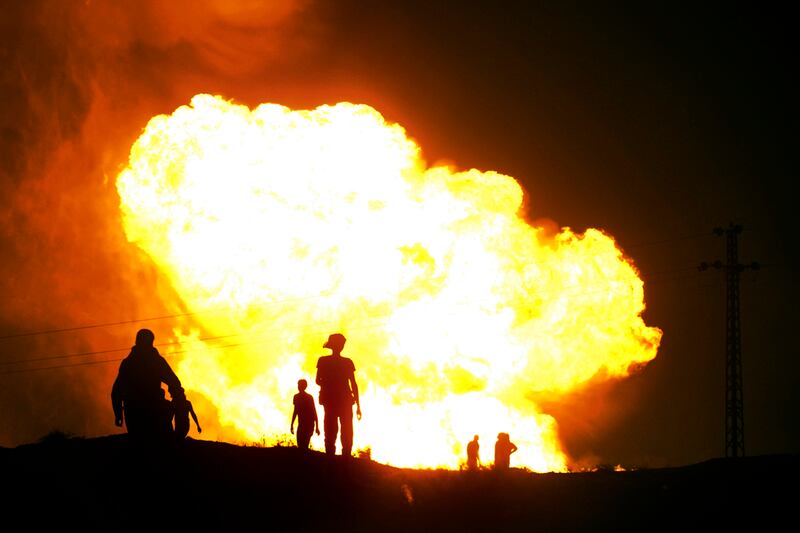 articles/2012/01/29/egypt-s-sinai-headache/bedouins-egypt-lindsey_rwd6fb