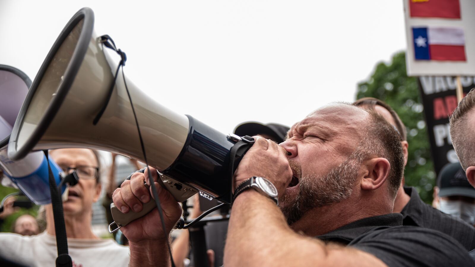 GettyImages-1210373289_k4y41c