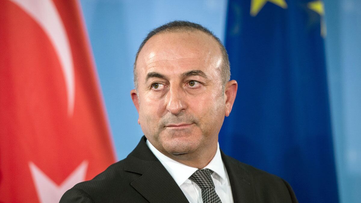 cheats/2014/10/09/turkey-won-t-go-alone-against-isis/141009-turkey-cavusoglu-cheat_iktrij