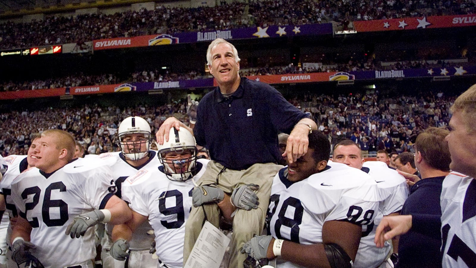 articles/2011/11/26/how-dorothy-sandusky-could-have-been-deceived/sex-offender-sandusky-ellison_mr0iqo