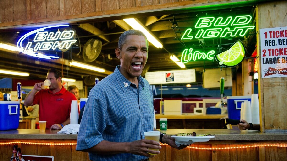 cheats/2012/08/14/obama-at-ia-state-fair-drinks-on-me/obama-beer-cheat_i4jyj9