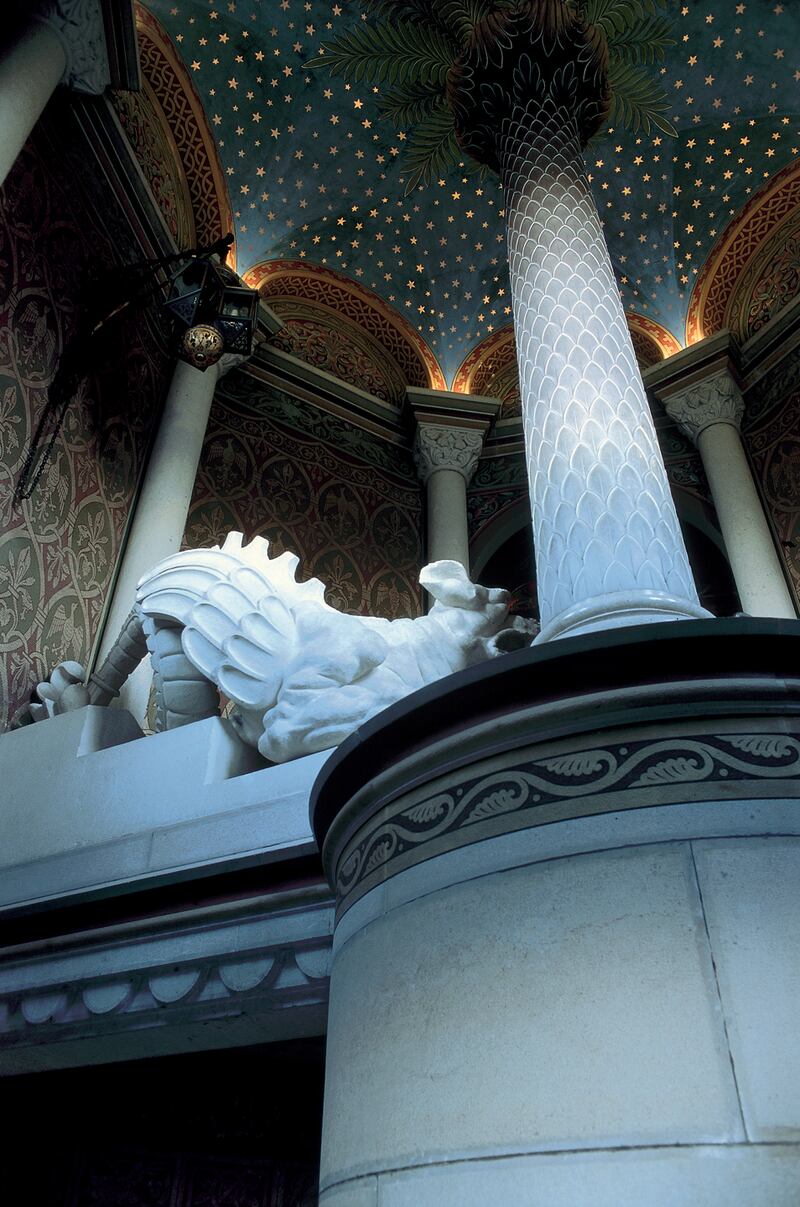 galleries/2013/10/18/13-staircases-worth-the-climb-photos/131017-staircases7_jdkajq