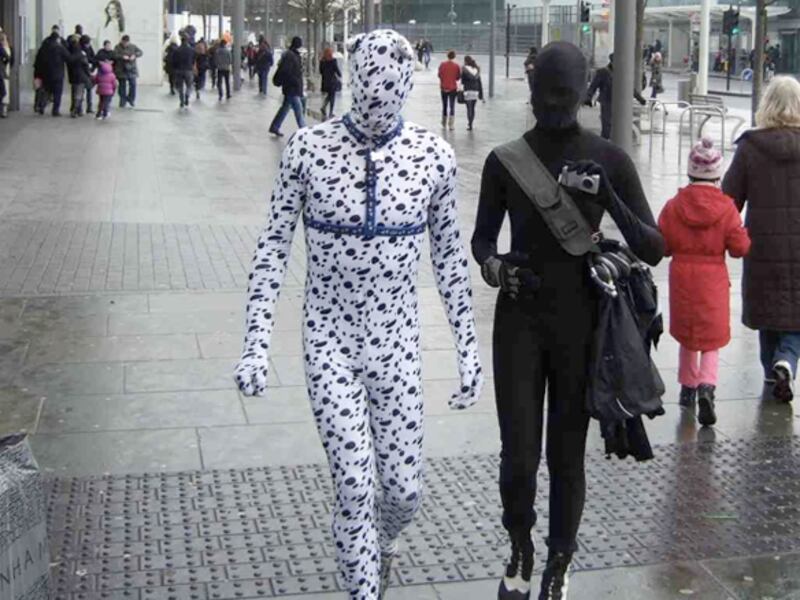 galleries/2010/02/23/zentai/zentai-11_hhyrgx