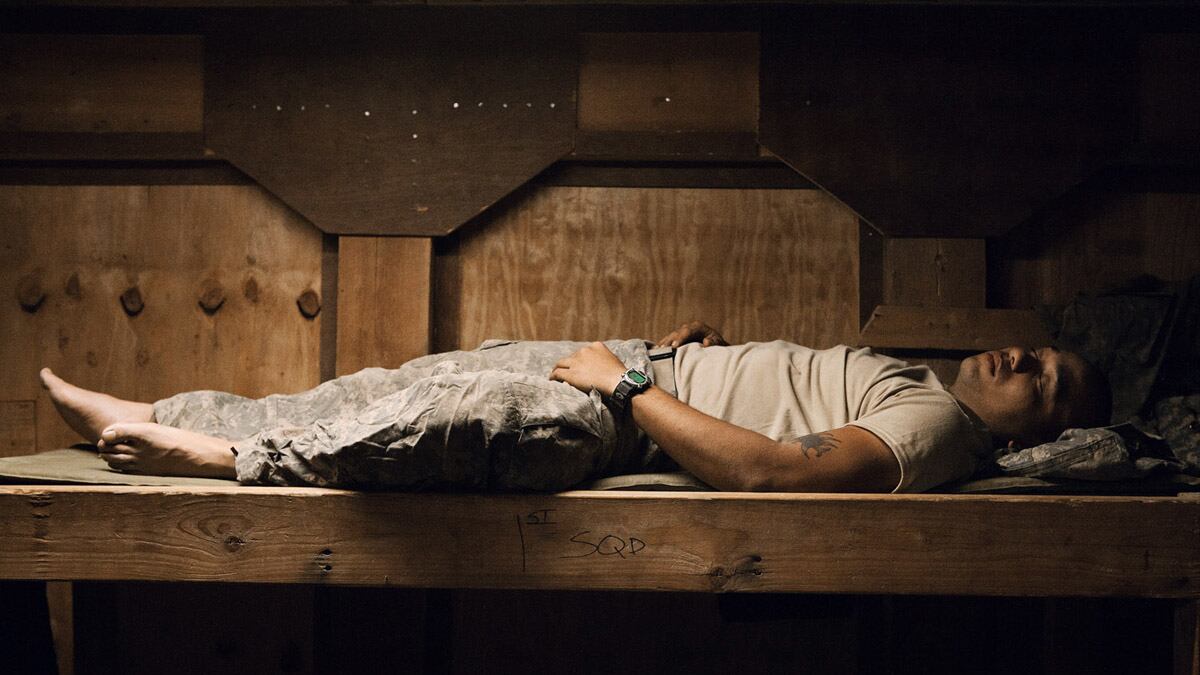 articles/2012/04/17/tim-hetherinton-at-yossi-milo-gallery-is-the-daily-pic-by-blake-gopnik/hetherington-lizama_g1uup6