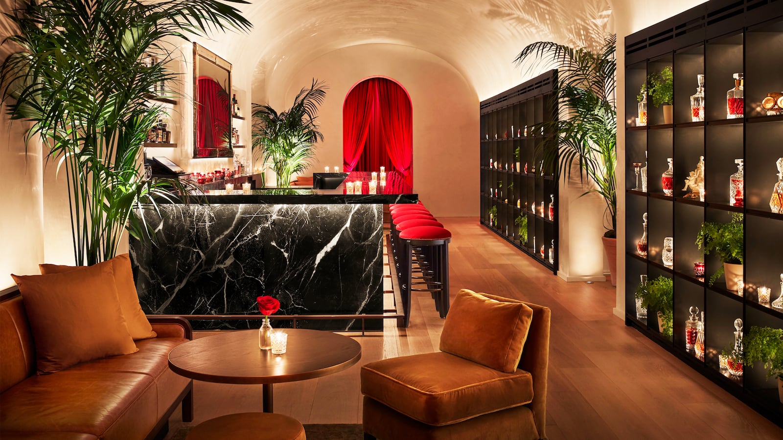 190328-Jones-room-with-view-tease_duirvg