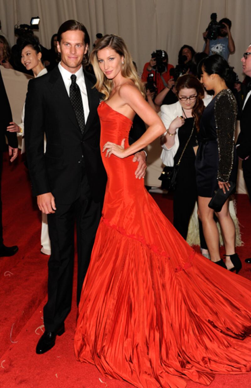 galleries/2011/05/02/met-costume-gala/met-costume-gala---gisele_yzsul1