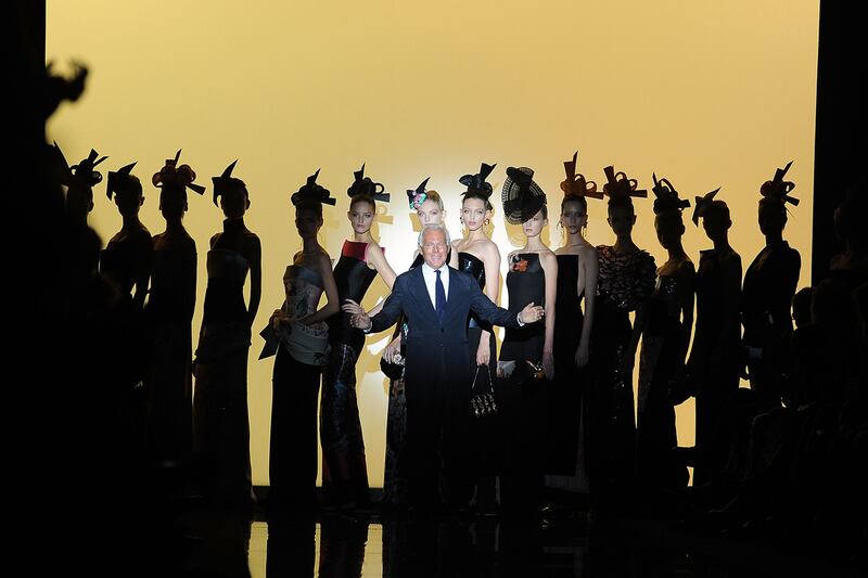 galleries/2011/07/07/armani-alaia-chanel-dior-best-of-paris-haute-couture-fall-2011/armani-best-of-paris-couture_qgayzw