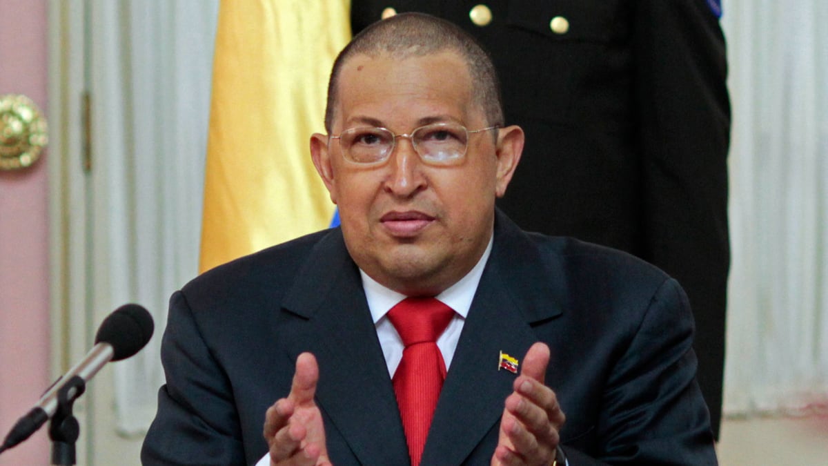 cheats/2011/10/20/hugo-chavez-beats-cancer/hugo-chavez-chemo-cheat_gfx2gi