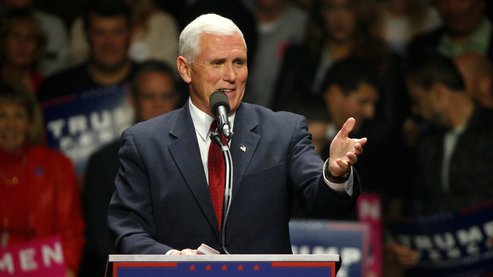 cheats/2016/11/11/pence-taking-over-trump-transition-from-christie/161111-pence-trump-transition-cheat_j6duv1