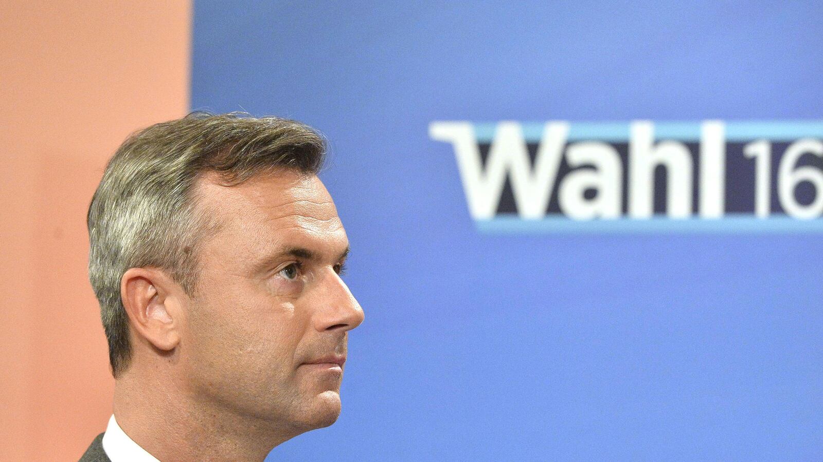 articles/2016/12/04/far-right-loses-in-austria-for-now/161204-Huetlin-austrian-referendum-tease-2_pmitfb