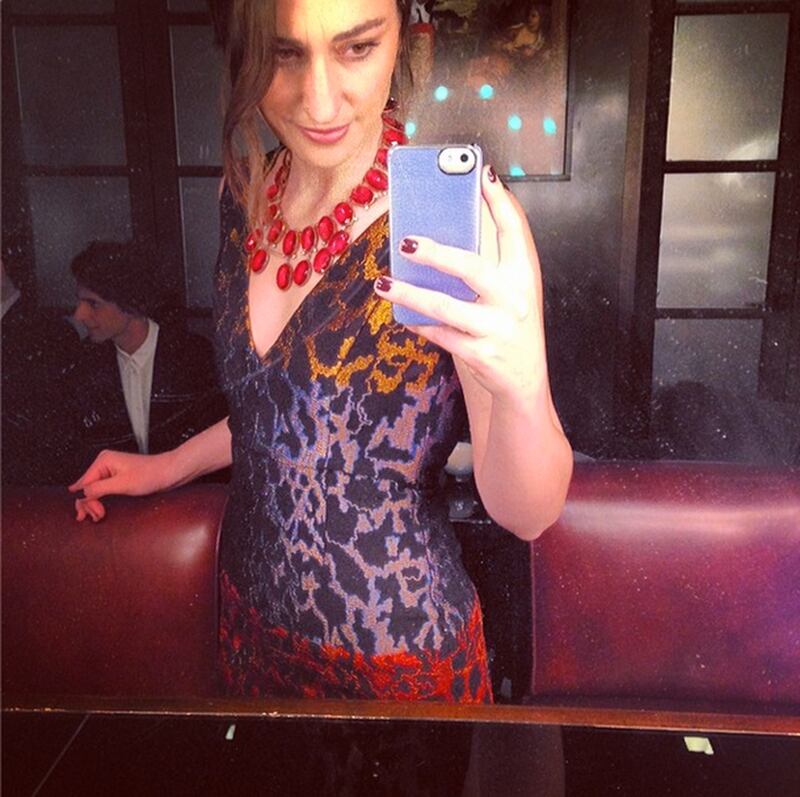 galleries/2014/03/09/ellen-s-oscar-selfie-the-week-s-best-celebrity-selfies-photos/140307-selfies-sarabareilles_nchvob