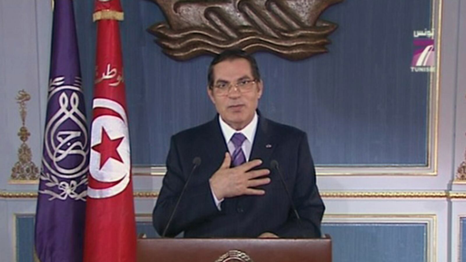 galleries/2011/01/15/tunisia-riots/tunisia-riots-7_xqpndg
