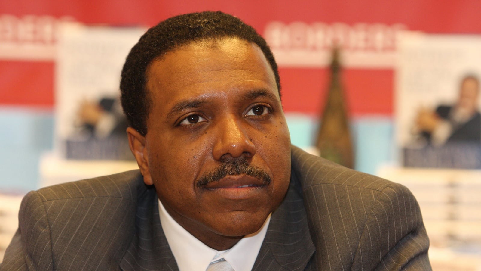articles/2012/06/12/creflo-dollar-s-problematic-corporal-punishment-defense/frazier-creflo-dollar_bdxknq