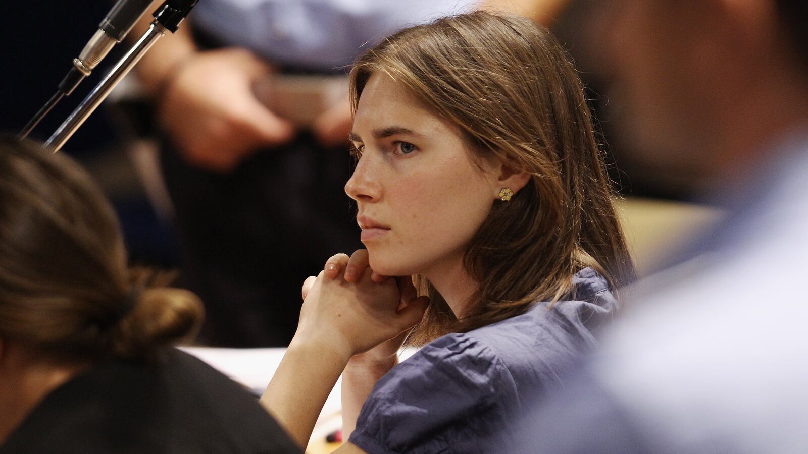 articles/2013/03/27/why-retrying-amanda-knox-is-important/130327-nadeau-knox-tease_qyv8xx