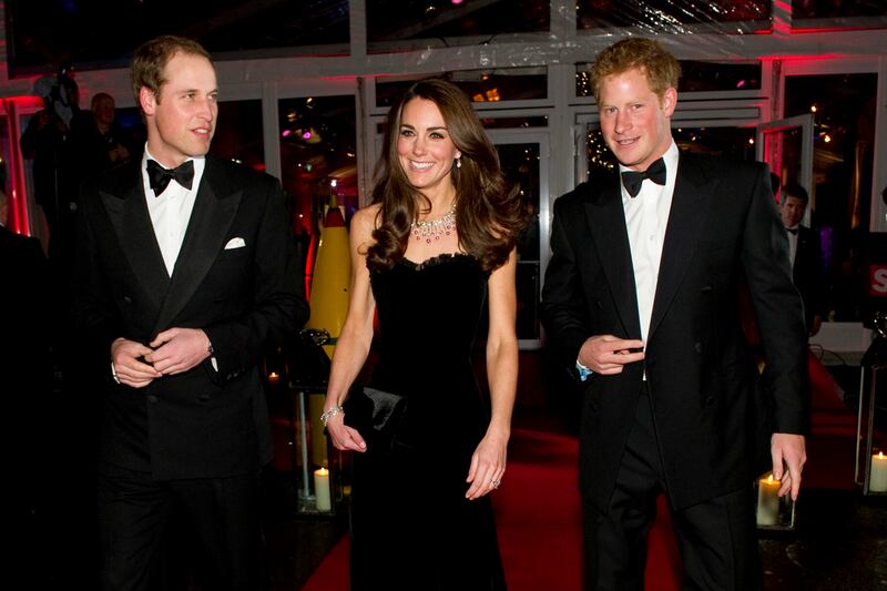 articles/2011/12/23/prince-harry-s-holidays-david-beckham-drums-drinks-and-duty/prince-harry-prechristmas-week-sykes-article2_n1pnsa